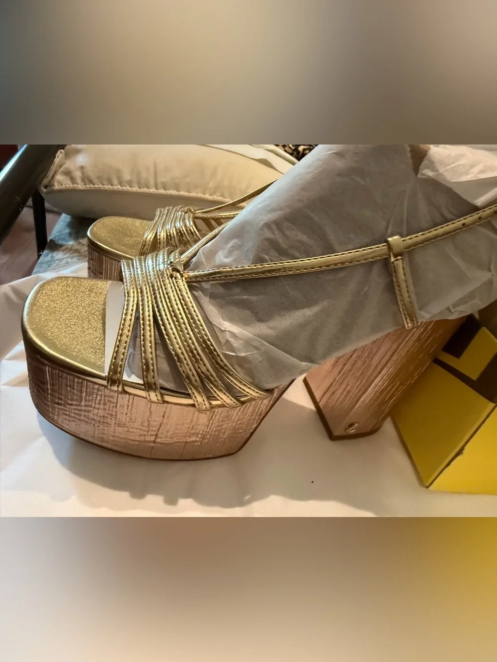 Circus by Sam Edelman shiny gold